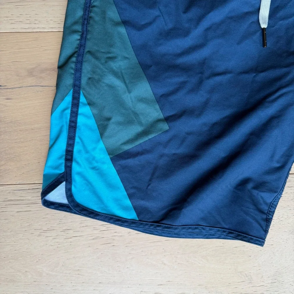 Fair Harbor The Anchor Swim Shorts Navy Teal Geometric BreezeKnit Liner Small